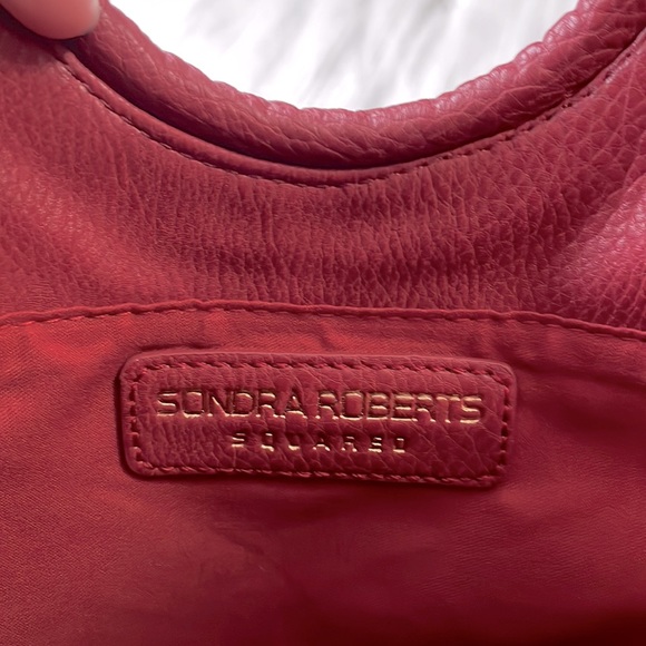 Sondra Roberts Squared Crossbody Bag - Picture 5 of 6